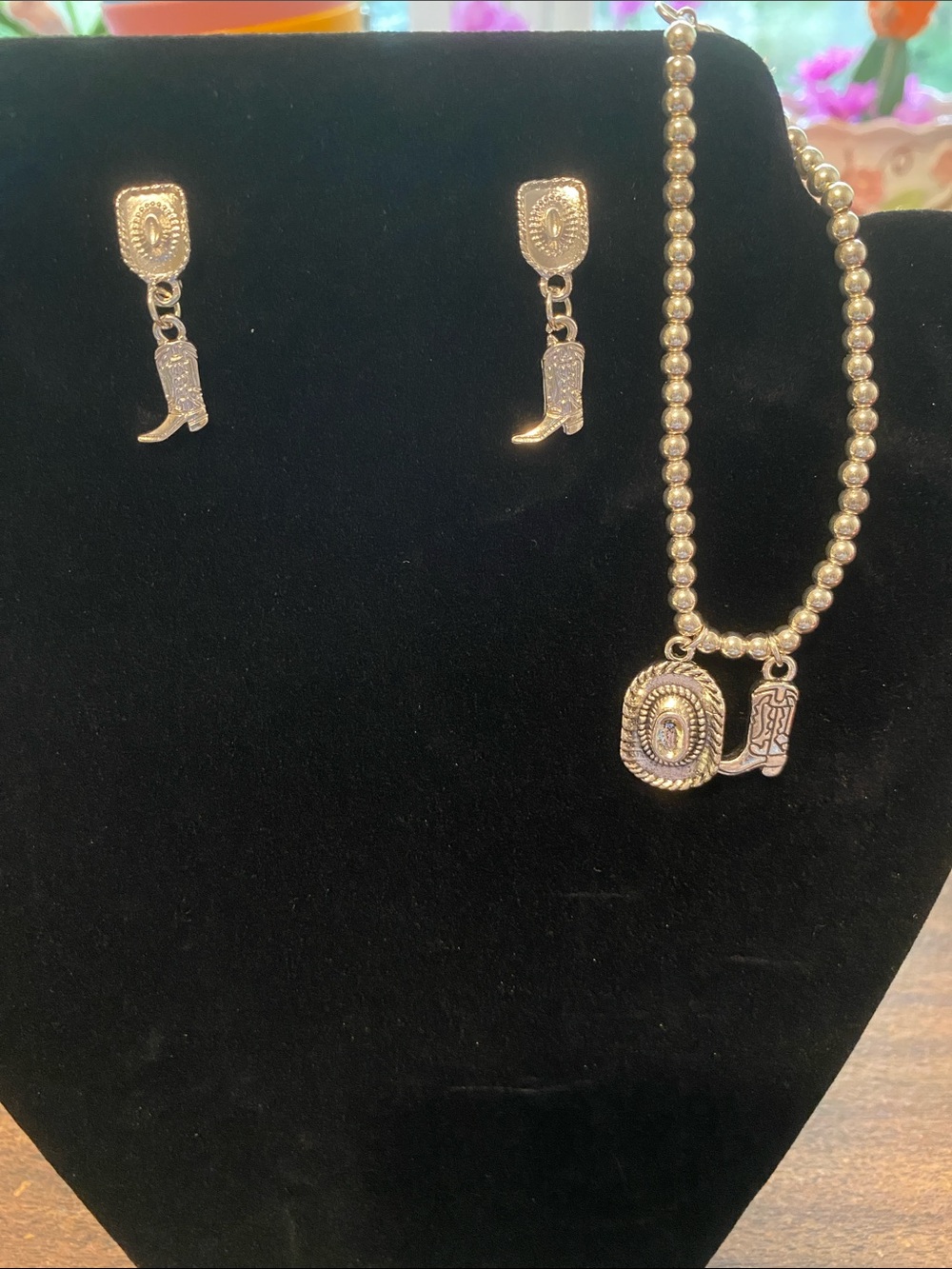 New Silver-Tone Cowgirl Hat & Boot Bracelet and Earrings Set